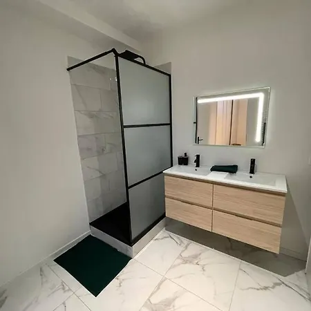 Appart 1 Chambre Neuf Confort *